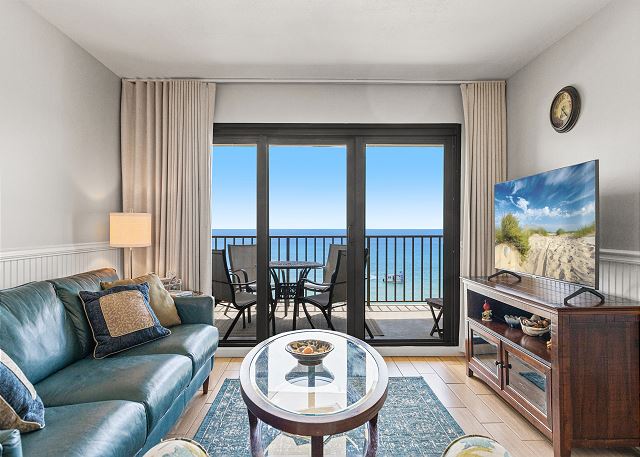 609 – Beachfront 1BR Escape | Balcony, Gulf Views & VIP Beach Service
