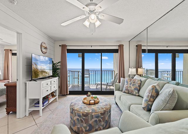 1002 – Beachfront 1BR Escape | Gulf Views, Balcony & Pool Access