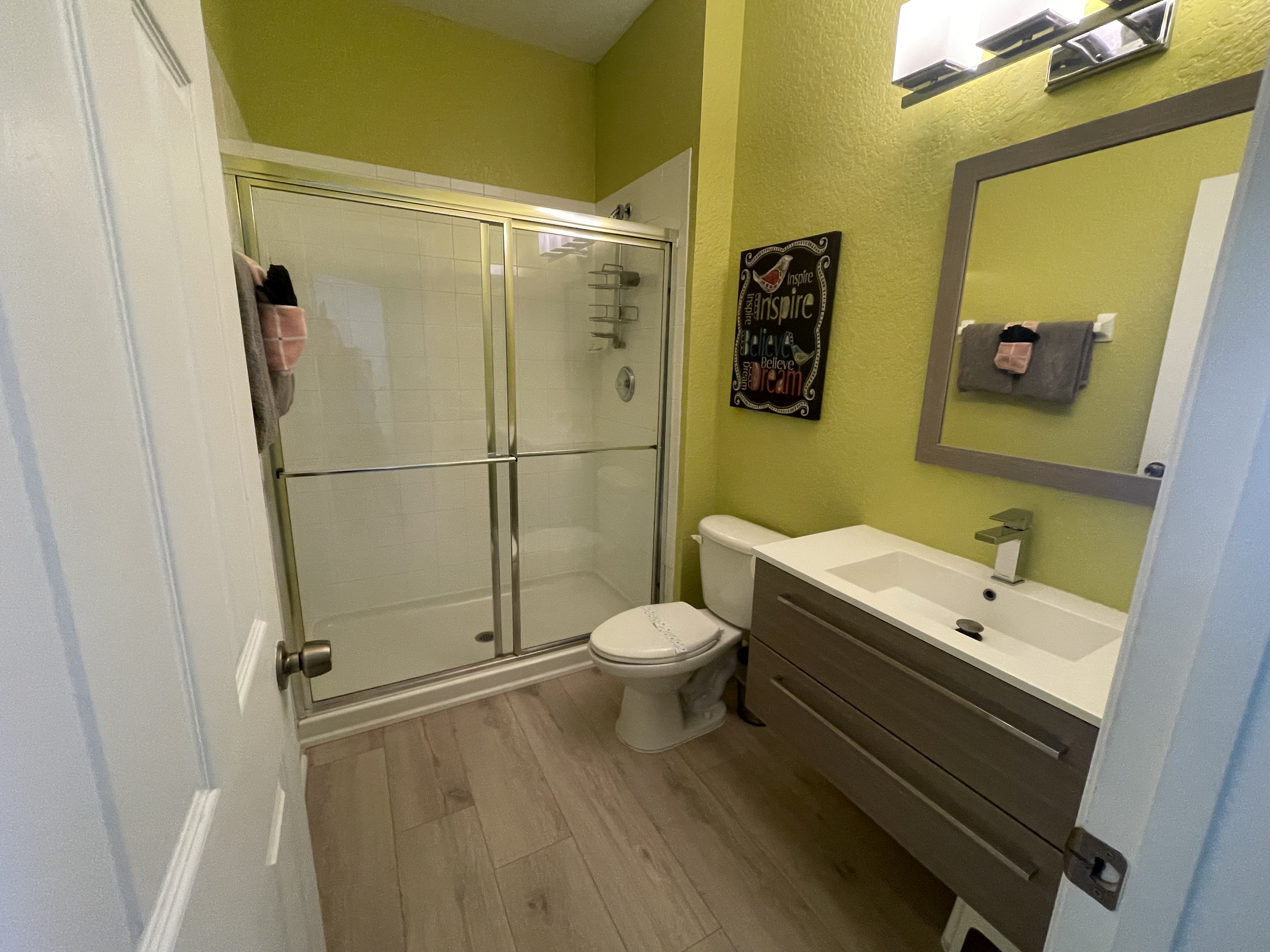 7745 | Photo 2