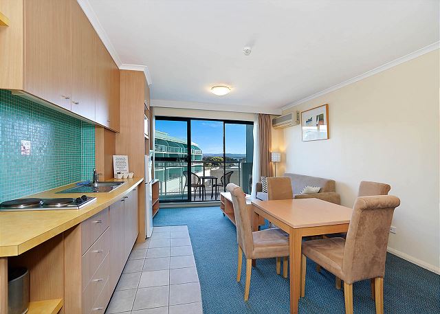 The Oaks Waterfront Resort, Unit 414