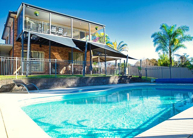 Magnificent Lakeview House - Long Jetty