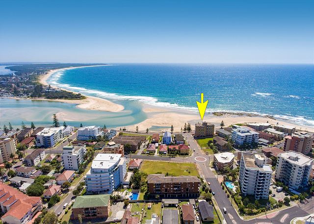 Tasman Towers - Unit  13