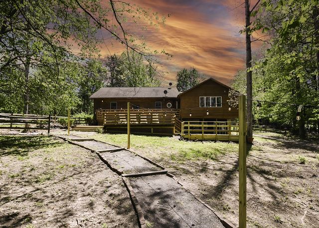The Lake House At Poplar Pass