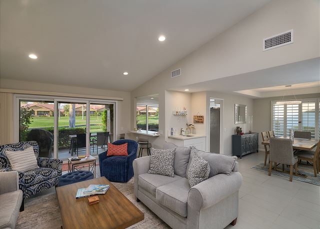 152 Camino Arroyo South