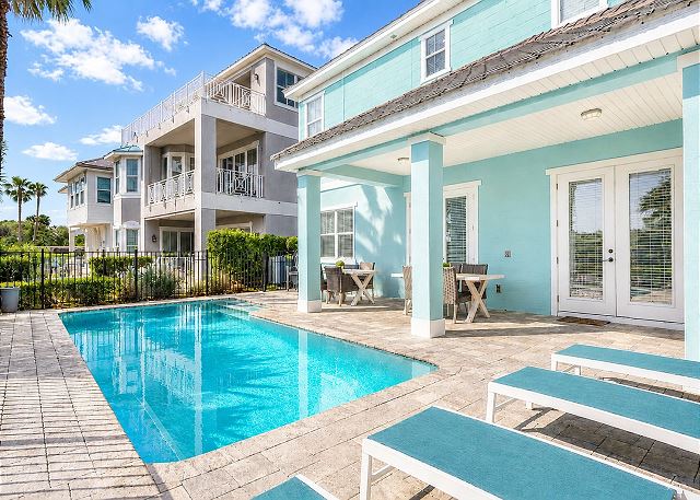 Endless Summer - Private Heated Pool!