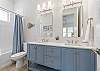 Queen's  Ensuite with Shower/Tub combo