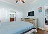 Queen Primary Suite