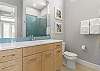 En-suite full bath 