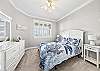 Guest room, Full size bed