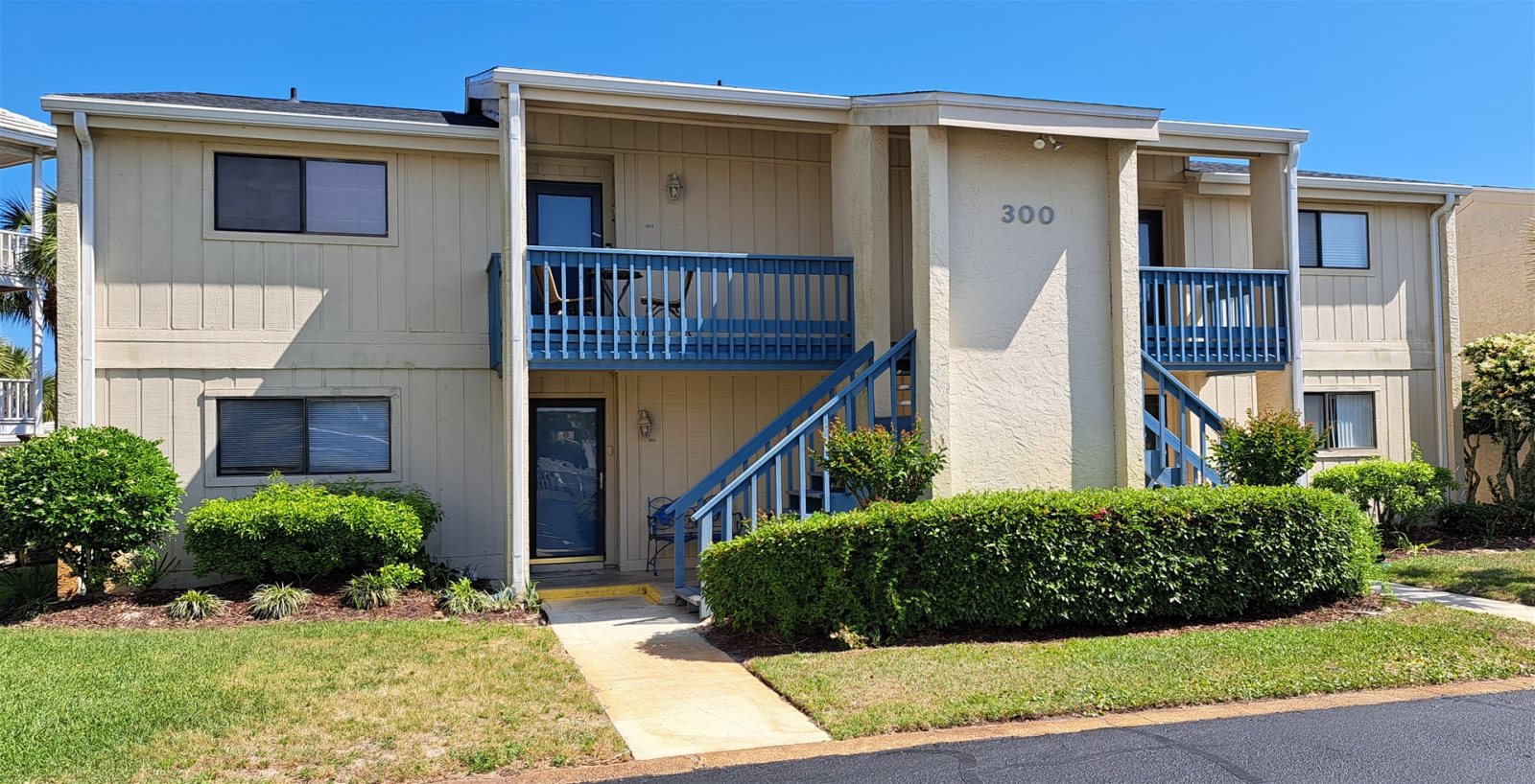 300 Building Unit 304 Top Right