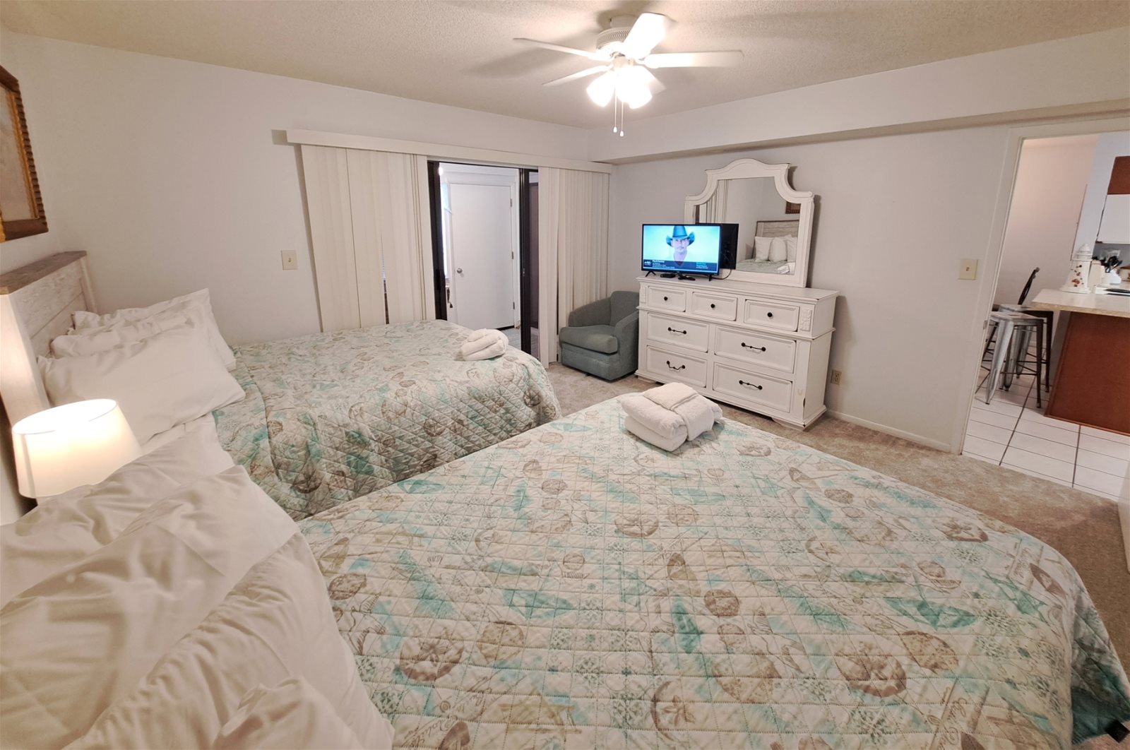 Bedroom 2 Full Beds