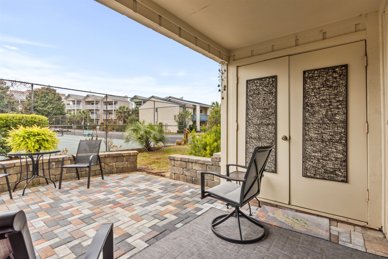 Beautiful Private Back Patio
