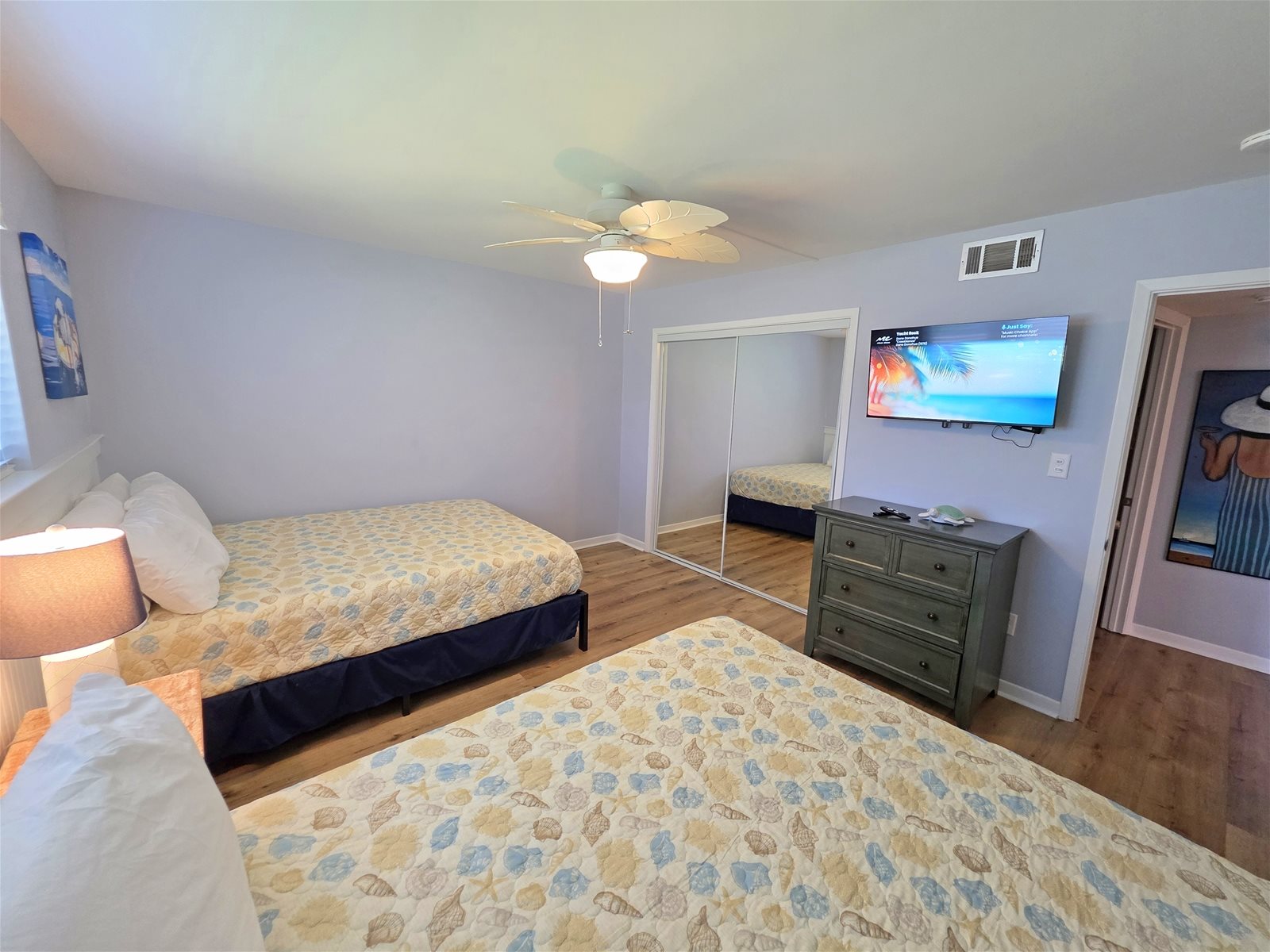 Guest Bedroom 2 New Queen Beds Wall Mounted TV