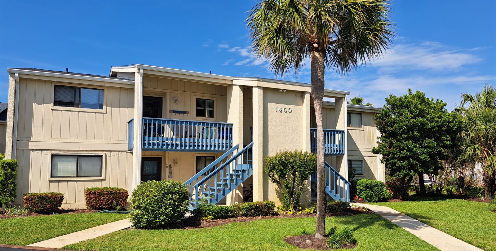 Front of Building - 1401 Bottom Left
