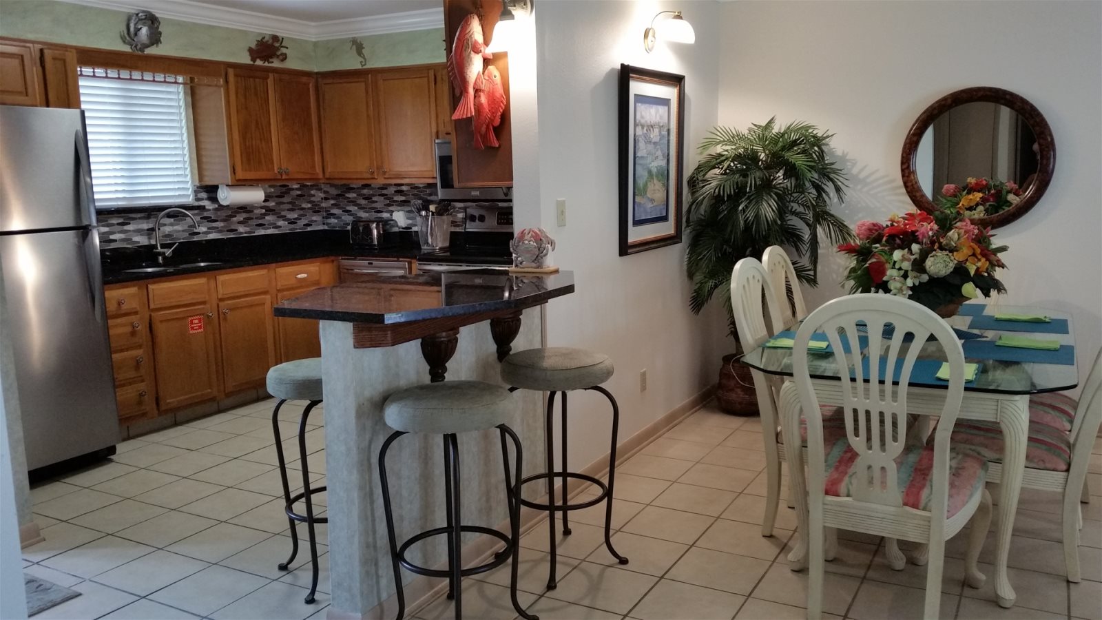 Beautiful Dining Area with Ample Seating