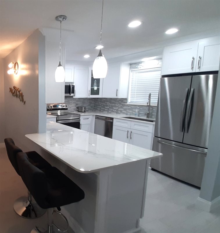 Kitchen/Bar