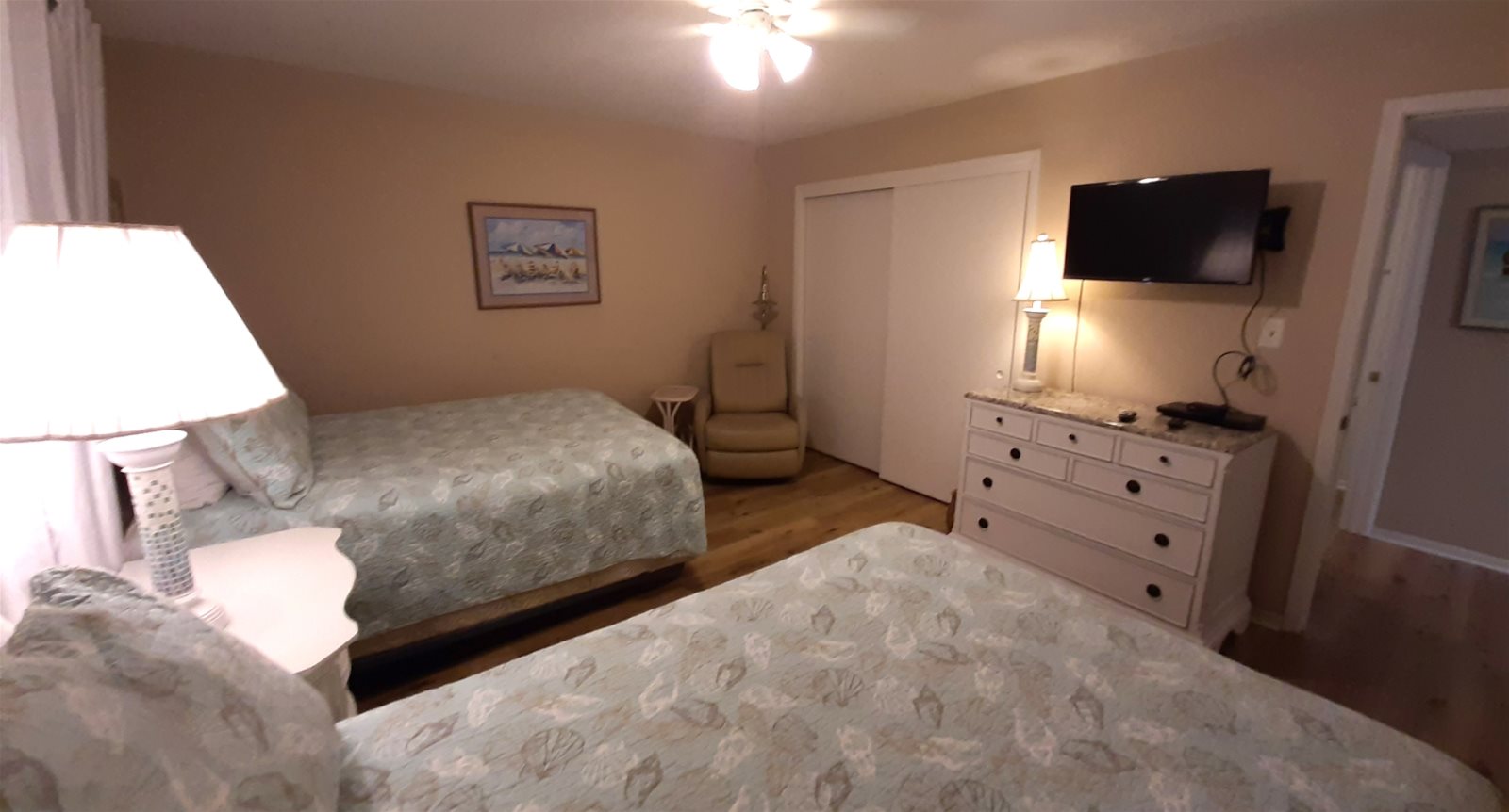 Guest Bedroom 