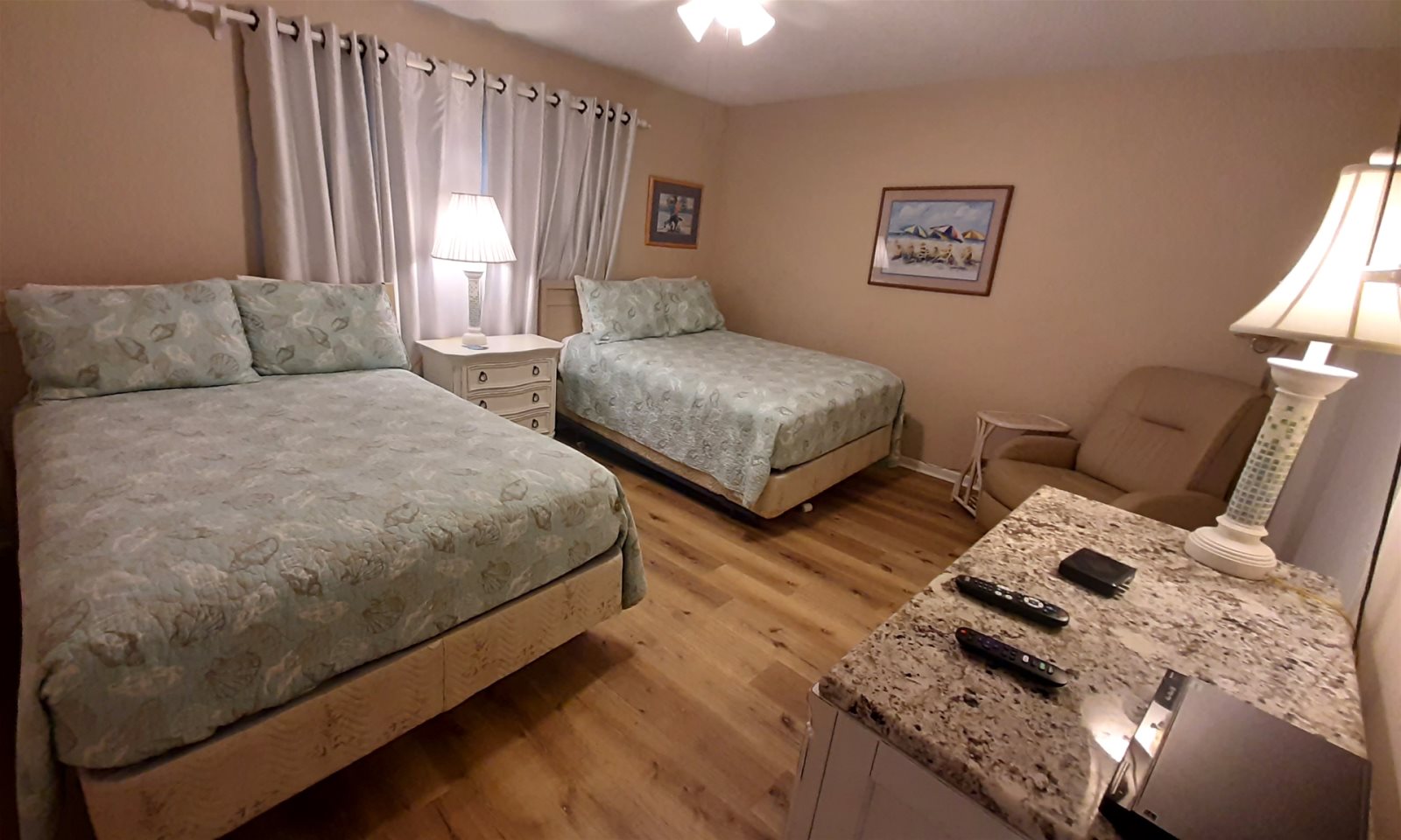 Guest Bedroom 2 Full Beds