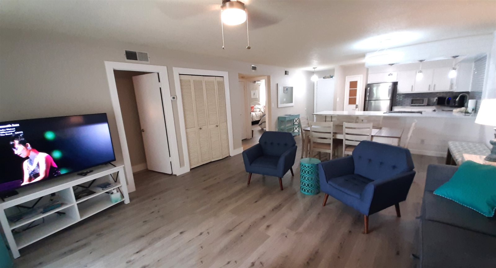 Gulf Memories#802 Beach Svc Included -2 Chairs and Umbrella 2-Bd 2-Bath 1stFl