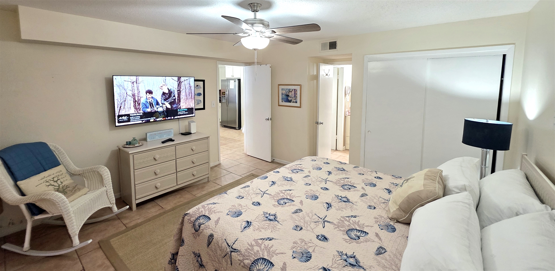 Bedroom with 55 Smart TV