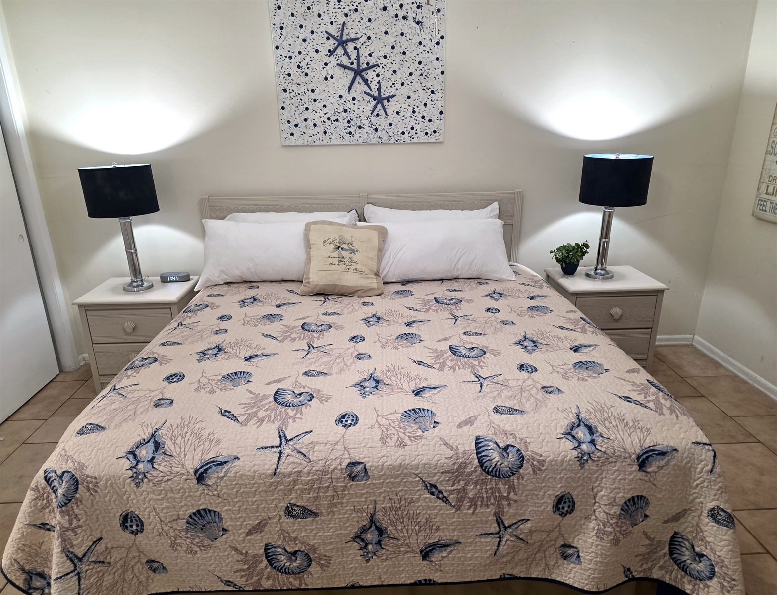 Bedroom with King Bed