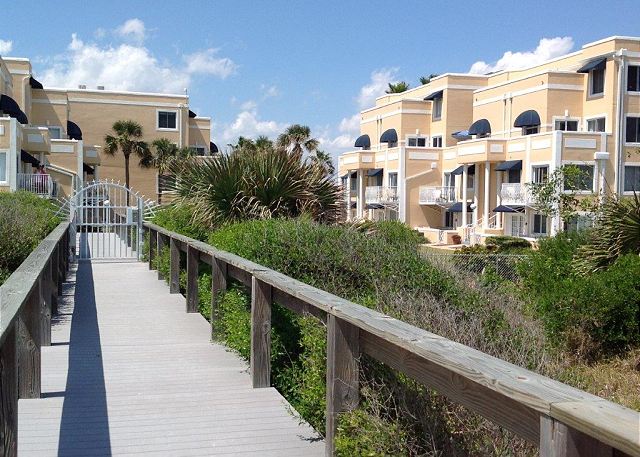 Royal Mansions Cocoa Beach Florida The Best Beaches In World Cape Canaveral Fl United States Rm3307 Cocoa Beach Best