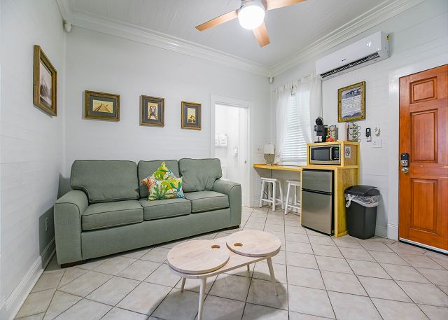 Atocha Cottage - Harbor Walk Hideaways