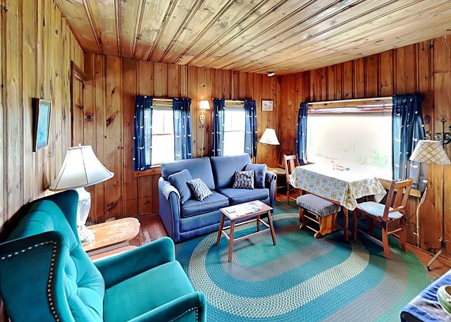 Castine Cottages Unit 4
