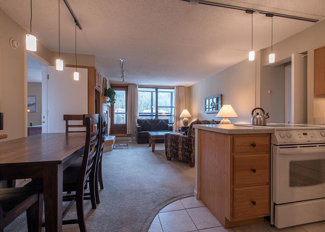 Mountain Plaza 503