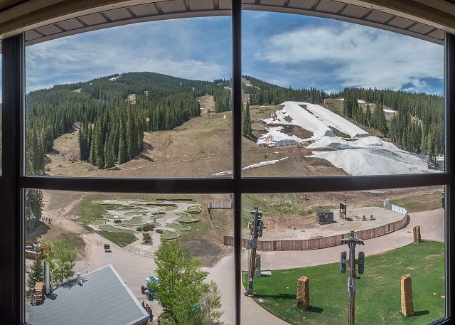 Mountain Plaza 627