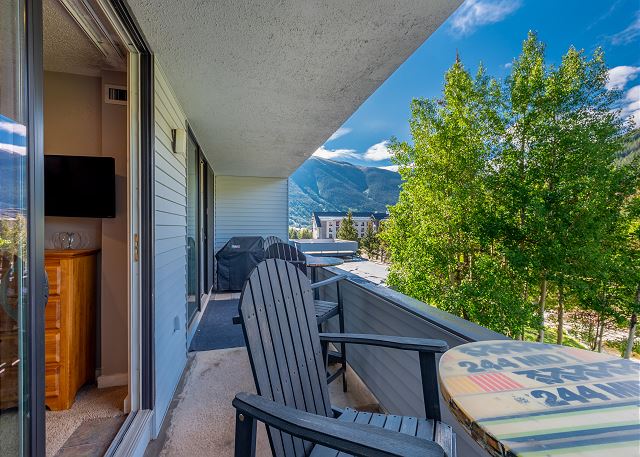 Snowbridge Square 108