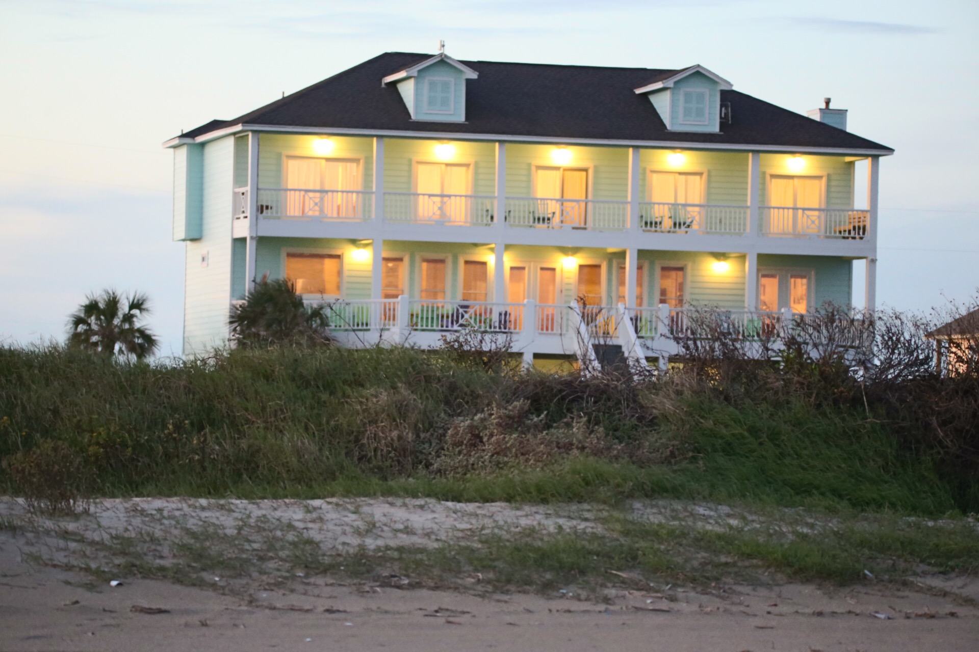 The Ritz Of Crystal Beach Vacation Rental In Port Bolivar