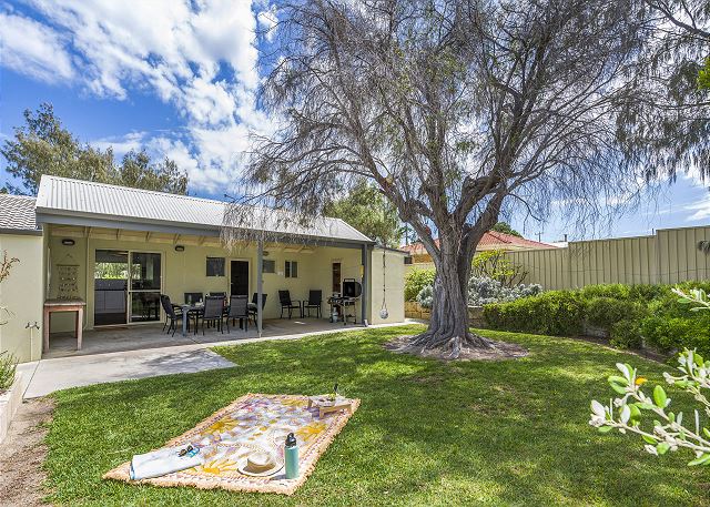 Sheoak on Wedge - Well Appointed Property Close To Beach