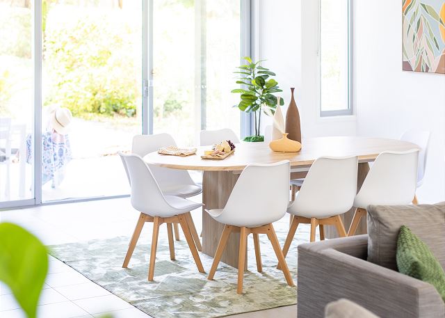 Magenta Coastal Oasis 1501