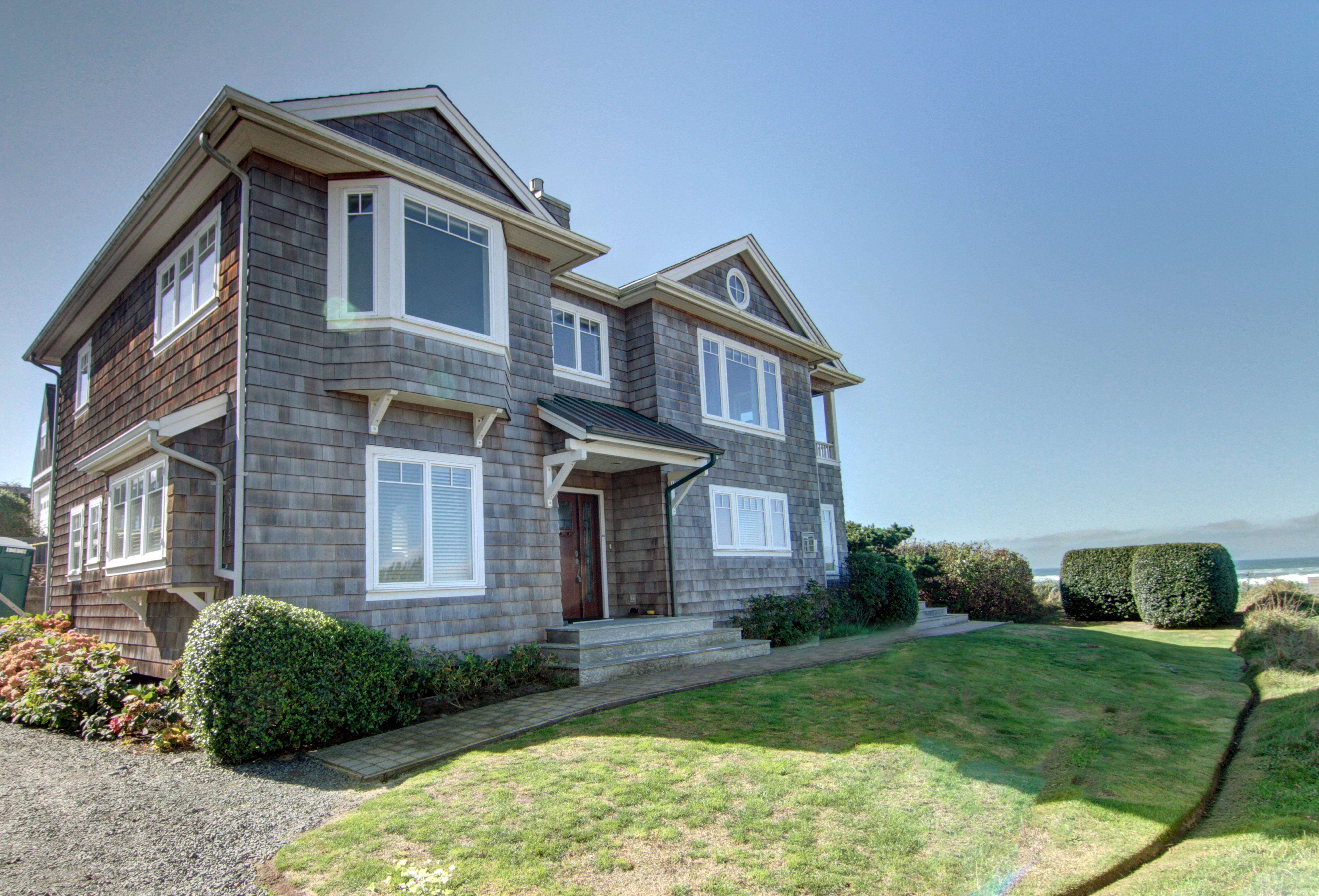 *High Tide | Photo 3