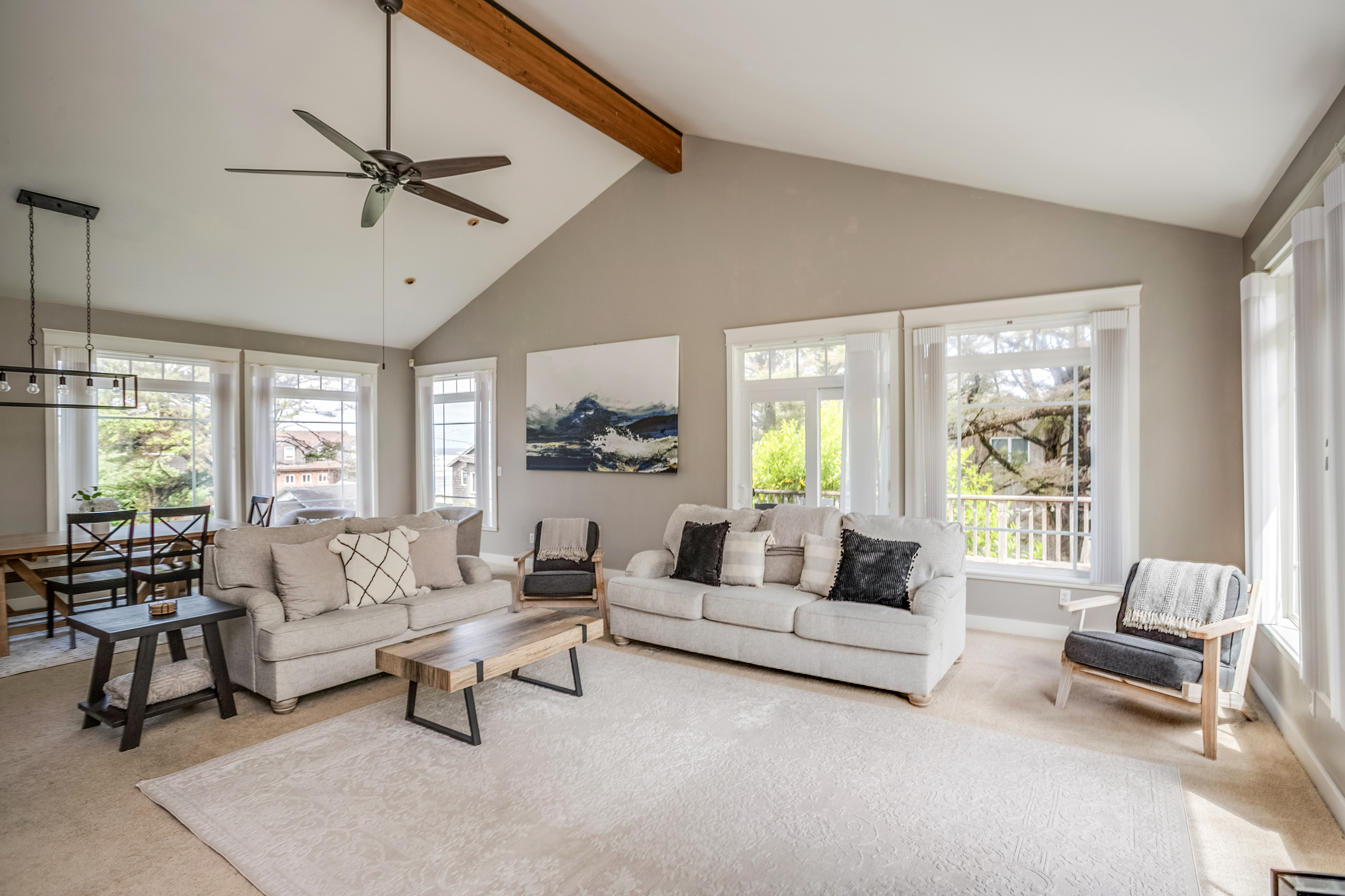 Living room /dining area with ocean view