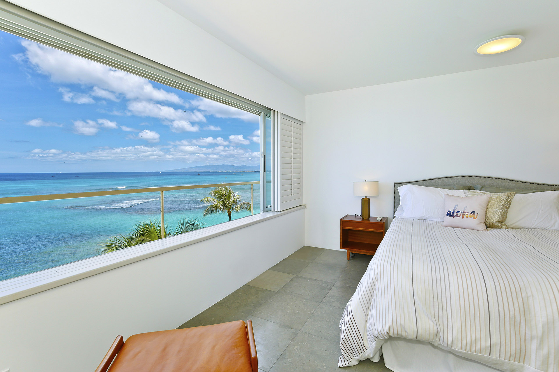 Colony Surf 604 Oceanfront on Oahu's Gold Coast!