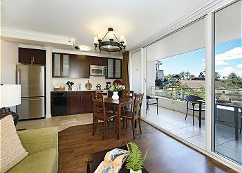 リージェンシー・オン・ビーチウォーク (Regency on Beachwalk) #64