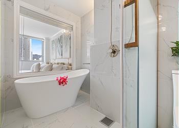 Tradewinds Plaza Penthouse #1103 / 1102