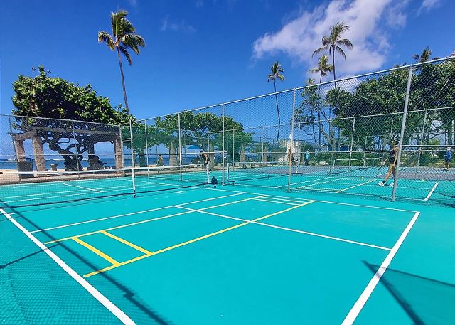 Waikiki Shore #1208 - Beachfront, Sweeping Ocean Views, A/C, FREE