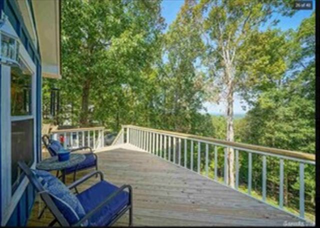 Quiet Mountain 3/2 Home with Spectacular Views, Additional bedroom for extra