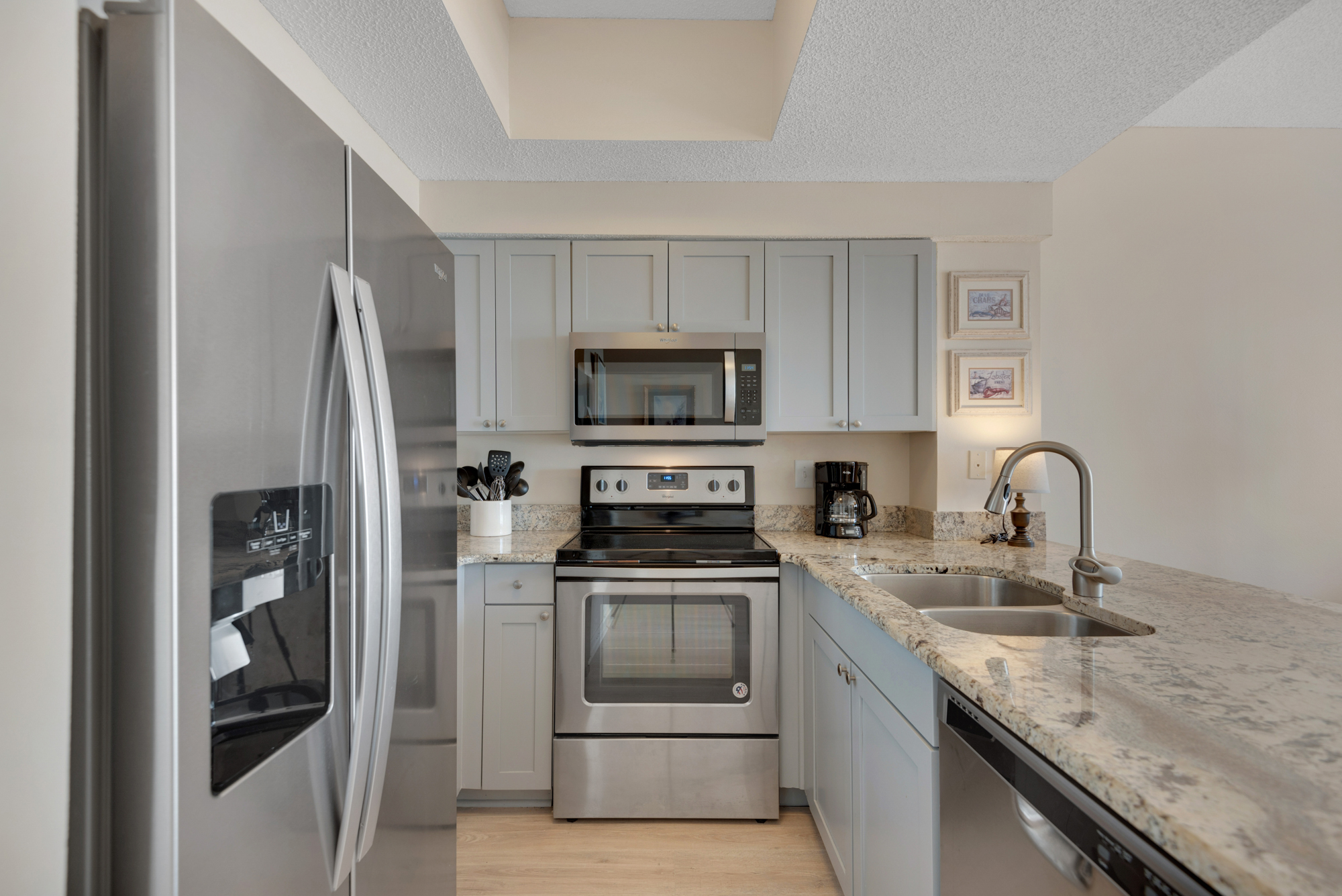 Majestic Sun A208 15