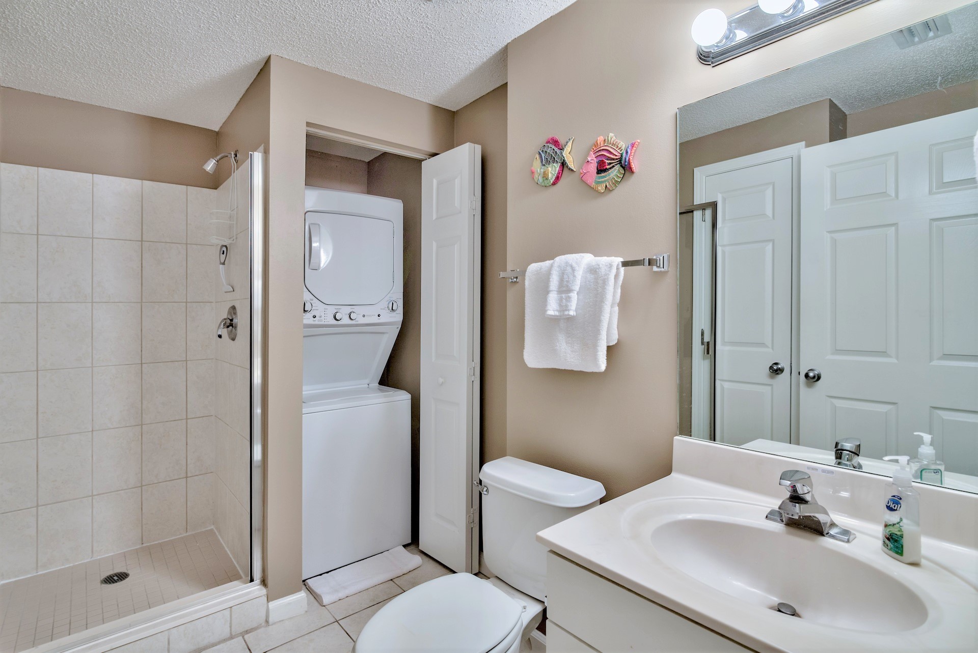 Majestic Sun A208 18