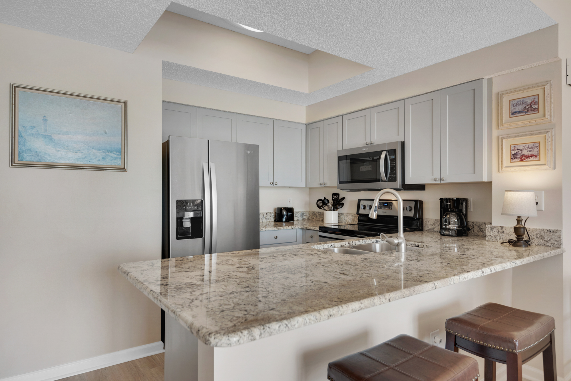 Majestic Sun A208 12