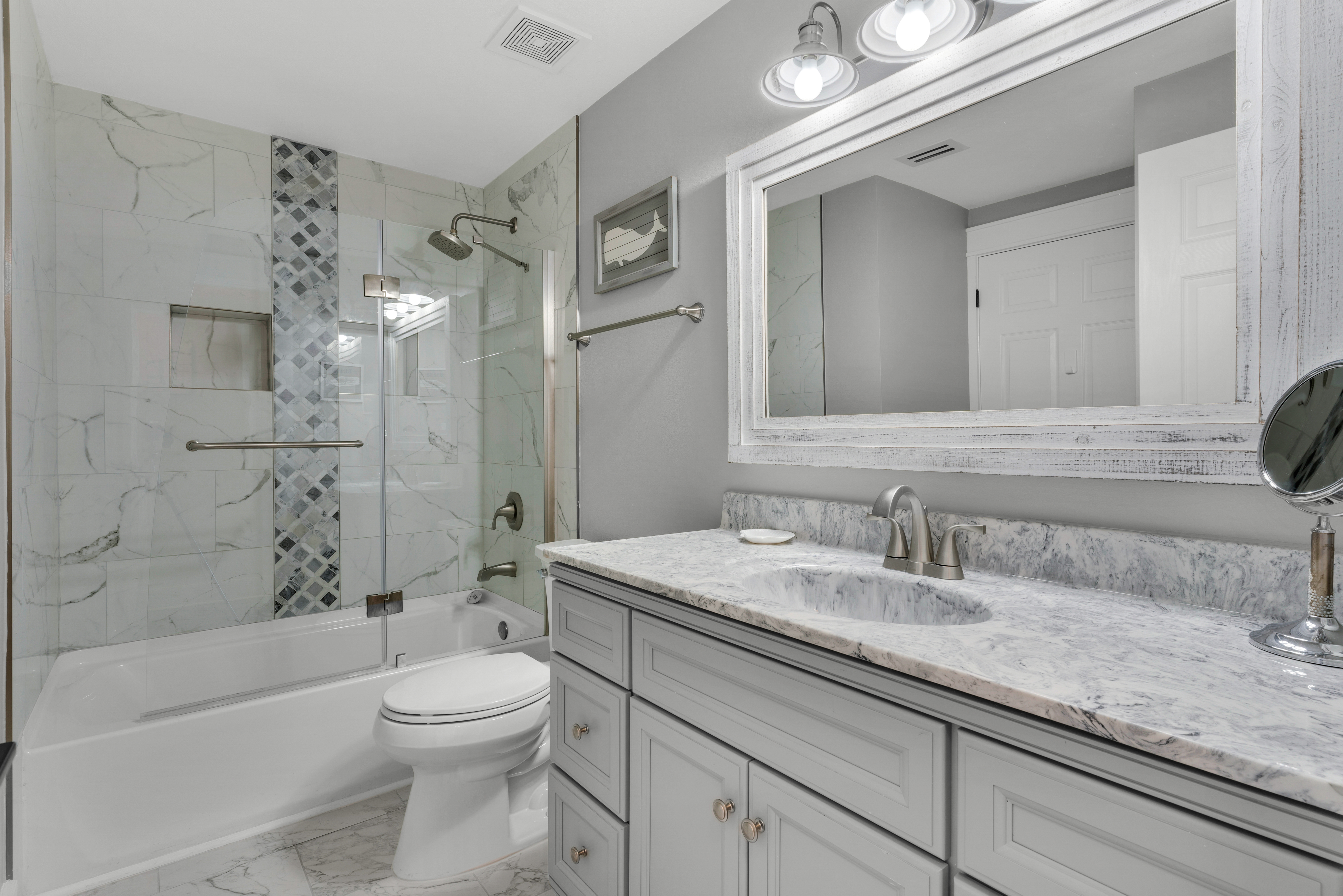 Majestic Sun A804 21