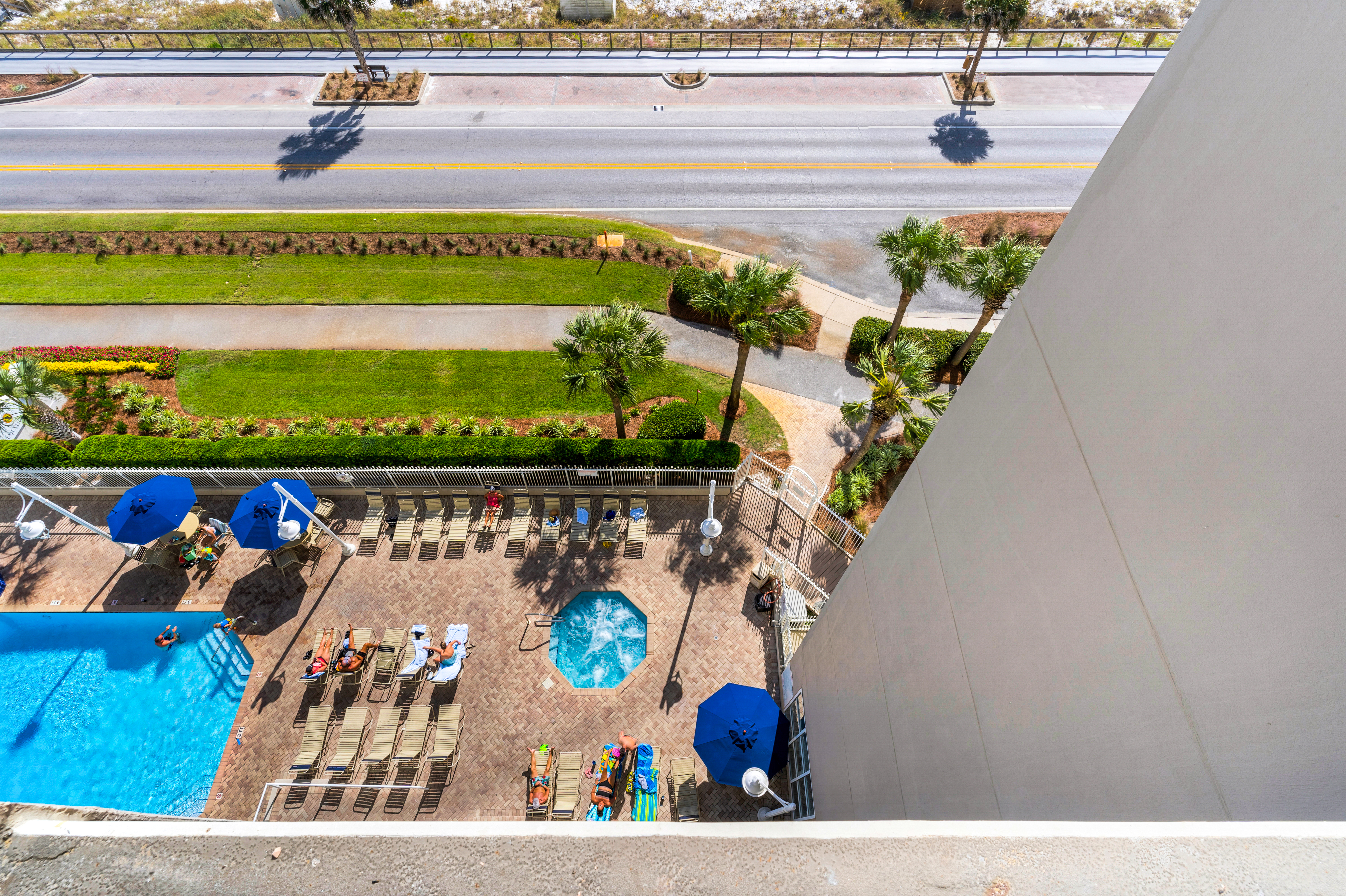 Majestic Sun 703B 25