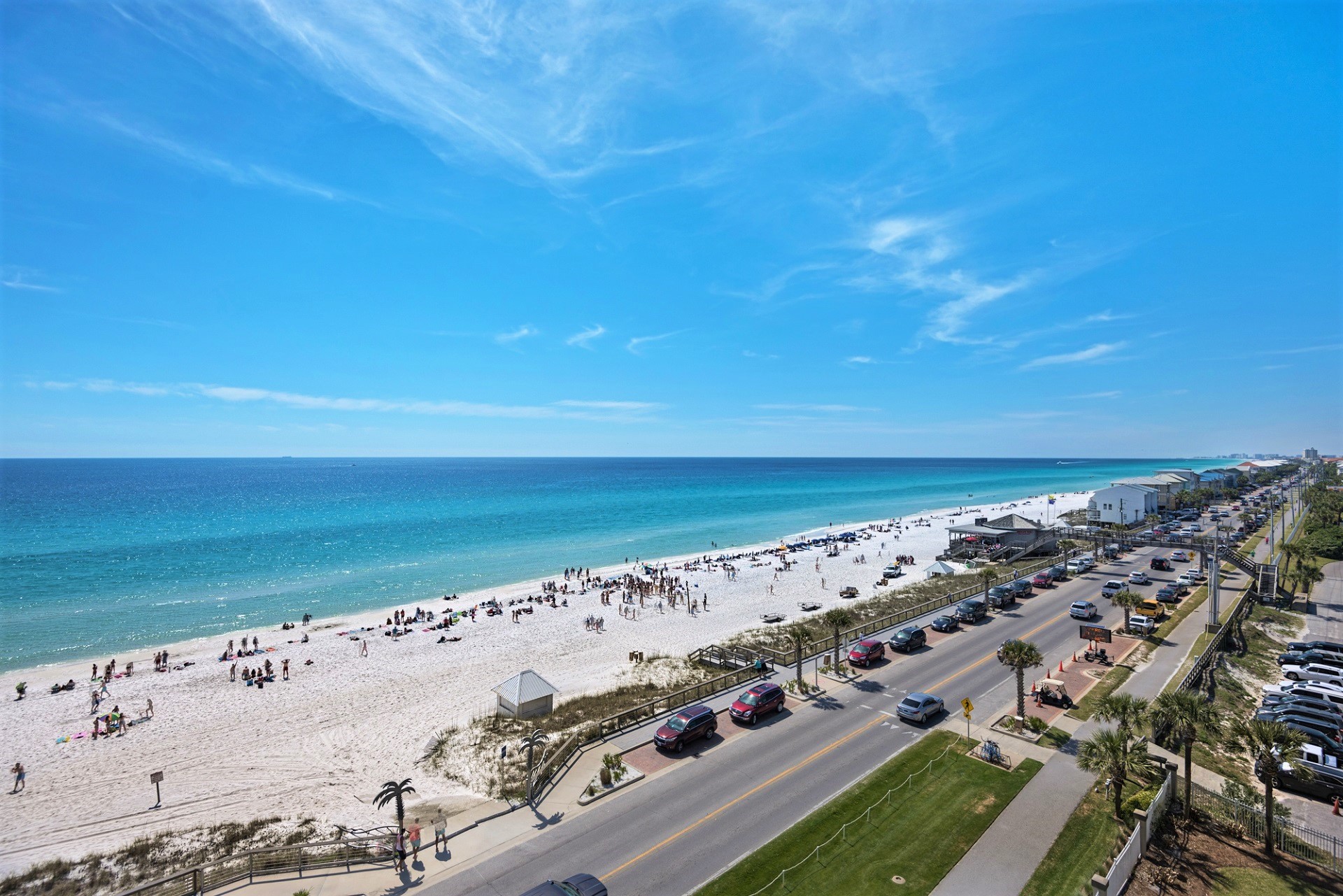 Seascape Lakefront Villa 136 48