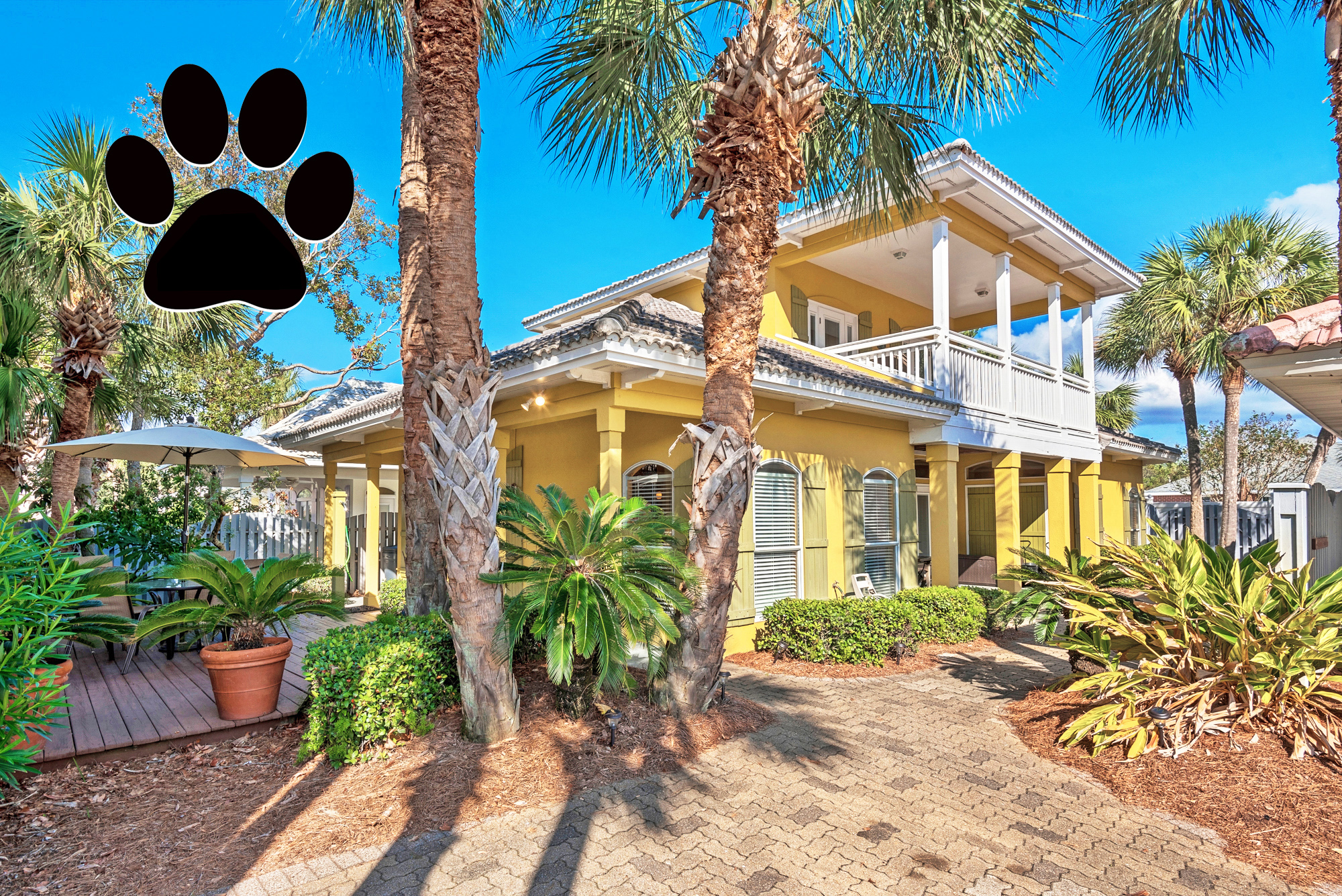 Destin Florida Vacation Rental Blue Bungalow located in Emerald Shores