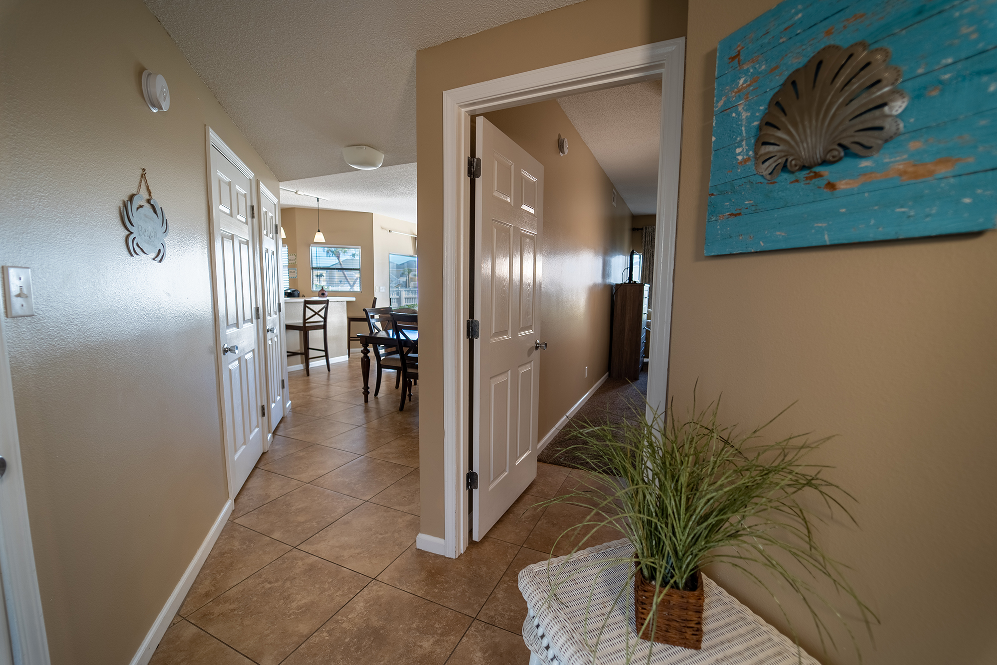 Sandpiper Cove 9103 - Entryway