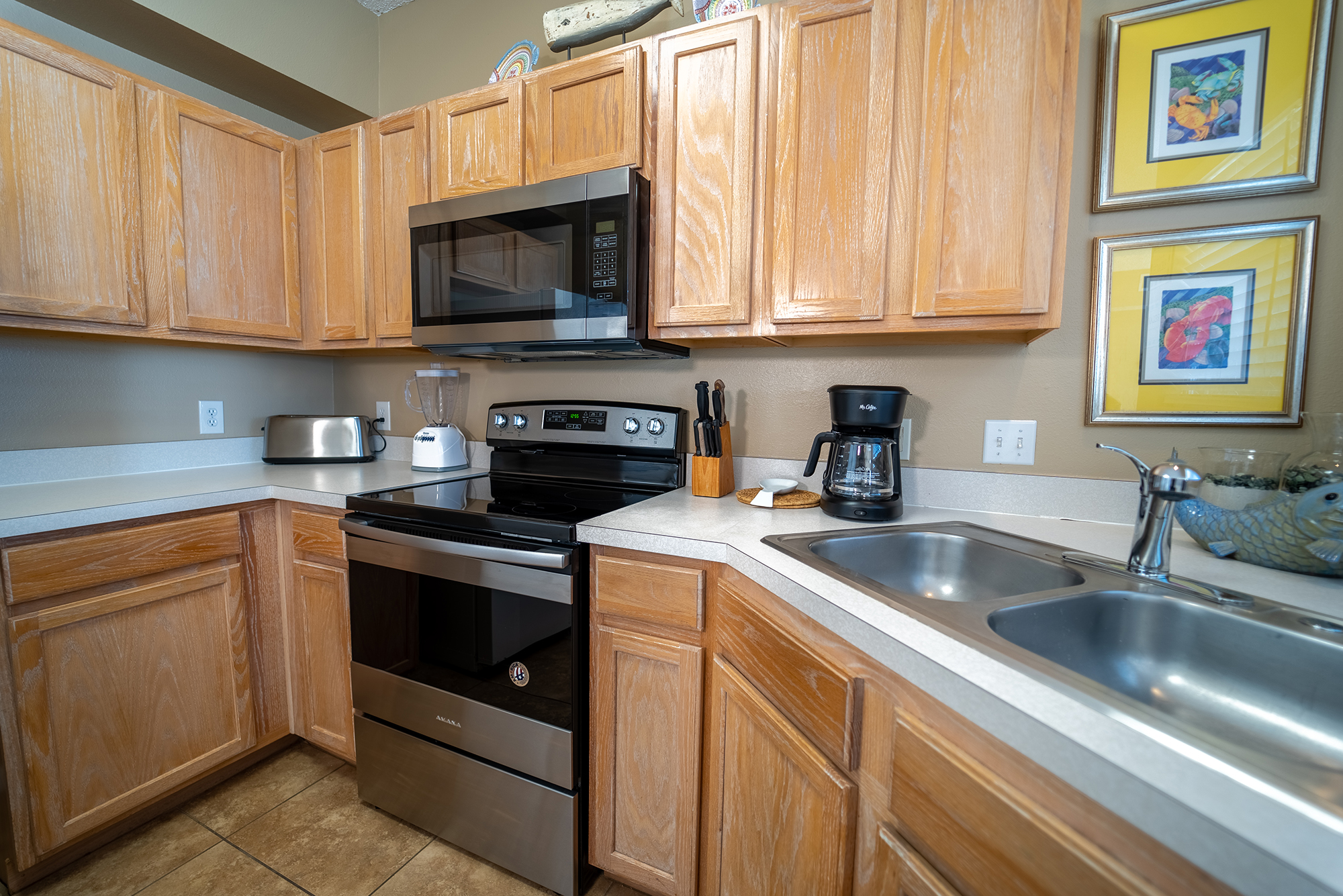 Sandpiper Cove 9103 - Kitchen Feat. Stainless Steal Appliances